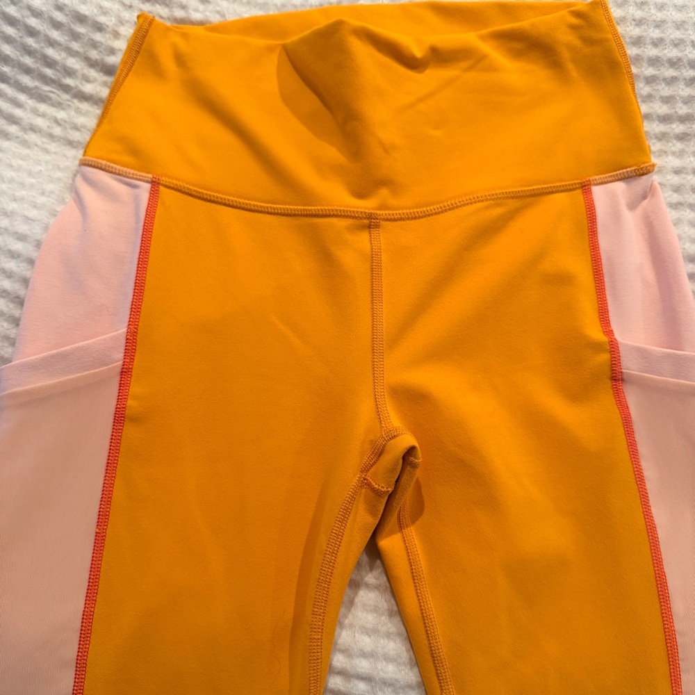 [Fabletics] athletic set - Picture 11 of 14
